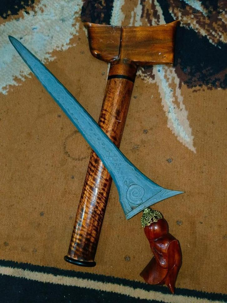 Antieke Keris Bugis Dwiwarna Puser Bumi Jala Sutra SVA70, Antiek en Kunst, Kunst | Niet-Westerse kunst, Verzenden