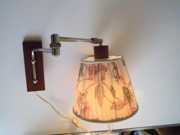 Vintage Retro Zwenkarm wandlamp jaren 60 70 beschikbaar voor biedingen