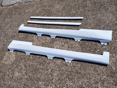 Side Skirts Volkswagen Scirocco R (2010), Auto-onderdelen, Klein materiaal, Volkswagen, Nieuw, Ophalen
