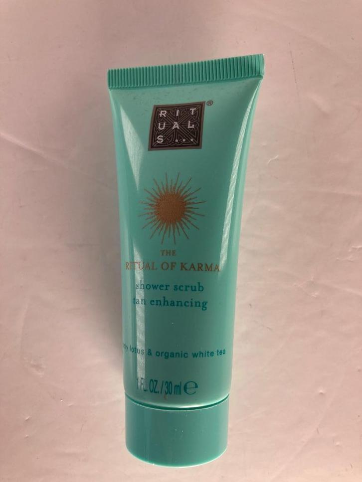Rituals Karma Shower Scrub 30 ml - Natuurlijke verzorging, Sieraden, Tassen en Uiterlijk, Uiterlijk | Lichaamsverzorging, Nieuw