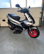Gilera runner 70cc, Fietsen en Brommers, Scooters | Piaggio, Ophalen, Zo goed als nieuw, Tweetakt, Overige modellen