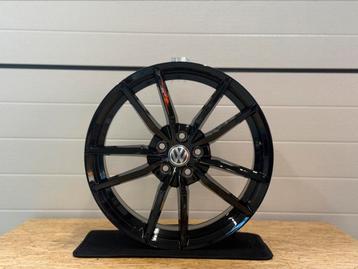 Nieuw Setje 19” Volkswagen Pretoria Velgen Golf  beschikbaar voor biedingen