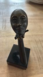 Bronzen beeld van een vrouwenhoofd op een hand, Antiek en Kunst, Ophalen