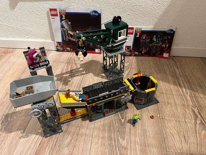 Lego 7596 Toy Story Vuilnisbelt Reddingsactie, Kinderen en Baby's, Speelgoed | Duplo en Lego, Zo goed als nieuw, Lego, Complete set