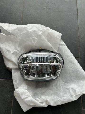 Origineel | Vespa sprint koplamp | NIEUWSTAAT | LED | beschikbaar voor biedingen