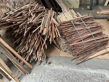 Houten latjes /kachel hout  beschikbaar voor biedingen