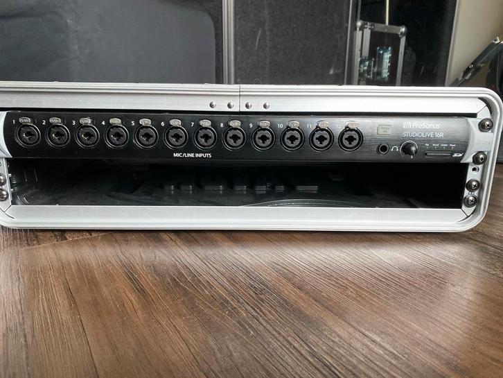 PreSonus StudioLive 16R Digitale Mixer/Interface, Muziek en Instrumenten, Mengpanelen, Zo goed als nieuw, 10 tot 20 kanalen, Microfooningang