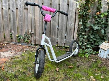 Yedoo Number One kinderstep zonder handremmen beschikbaar voor biedingen