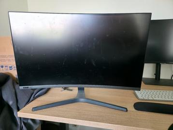 Samsung 27" Curved Gaming Monitor – 240Hz | C27RG50FQR beschikbaar voor biedingen