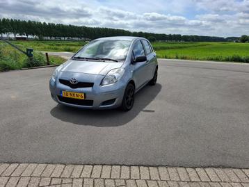 Toyota Yaris 1.0 VVTi Acces beschikbaar voor biedingen