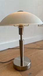 Tafellamp met melkglazen kap en stalen poot, Ophalen, Gebruikt, Glas, Minder dan 50 cm
