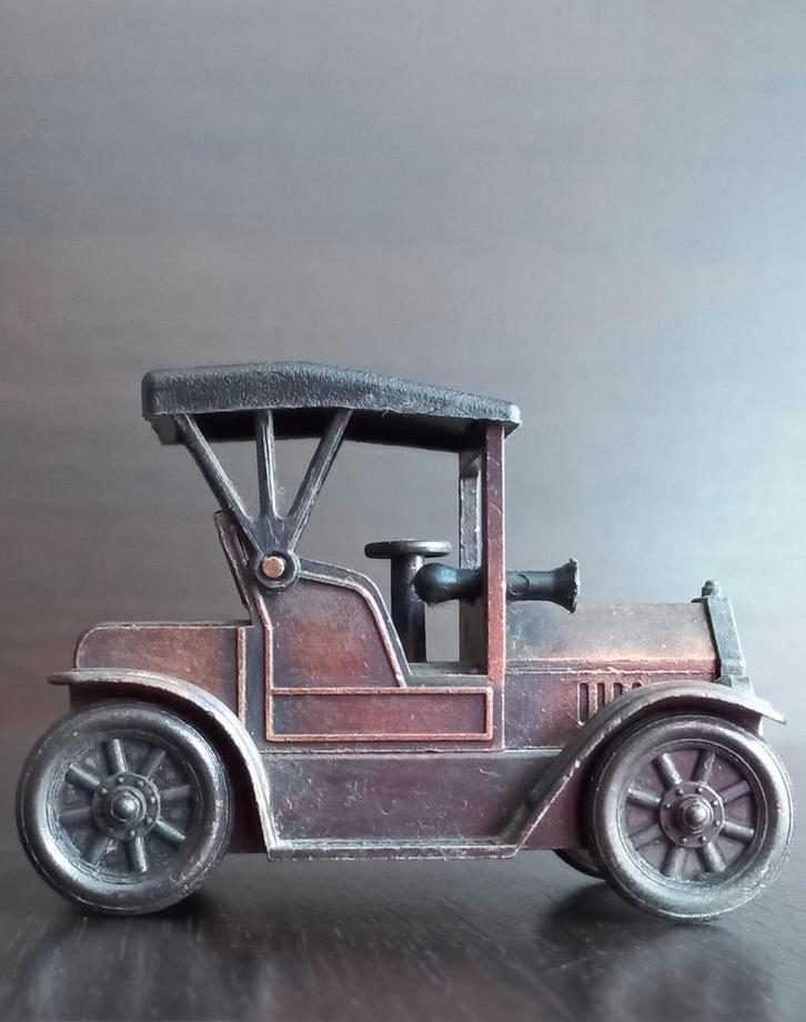 Rare Die-Cast Metal Miniature Pencil Sharpener, Antiek en Kunst, Kunst | Overige Kunst, Ophalen of Verzenden