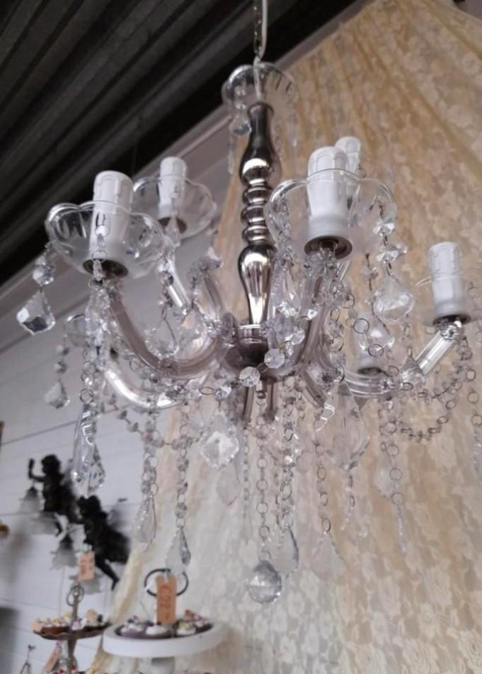 Mooie kroon luchter kunstof, Huis en Inrichting, Lampen | Kroonluchters, Zo goed als nieuw, Ophalen of Verzenden