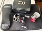 Daiwa Steez CT SV TW 700SHL + Extra Spoel, Ophalen of Verzenden, Zo goed als nieuw, Molen
