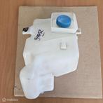 Ruitensproeierreservoir Porsche 944 S2 / Turbo, Gebruikt, Porsche, Ophalen of Verzenden, Porsche