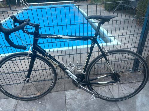 Racefiets shimano 105 silver oreo giant 57cm, Fietsen en Brommers, Fietsen | Heren | Sportfietsen en Toerfietsen, Zo goed als nieuw