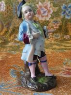 Mooi antiek beeldje uit Engeland van een edelman 13 cm. 1880, Antiek en Kunst, Antiek | Porselein, Ophalen of Verzenden