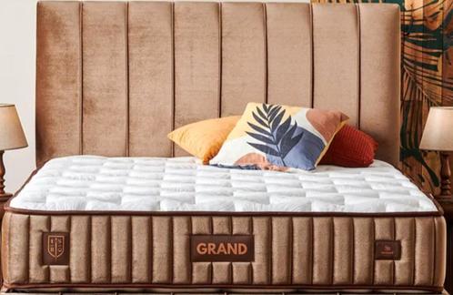 Grand Matras de luxe, Huis en Inrichting, Slaapkamer | Bedden, Zo goed als nieuw, Tweepersoons, 200 cm, Stof, Ophalen of Verzenden