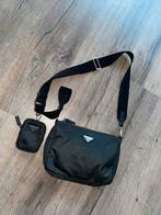 Prada Schoudertas, Overige merken, Zwart, Ophalen of Verzenden, Zo goed als nieuw