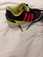 Adidas Sala kinderschoenen maat 30, Ophalen of Verzenden, Zo goed als nieuw, Jongen of Meisje, Schoenen