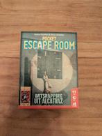 Pocket Escape Room: Ontsnapping uit Alcatraz, Hobby en Vrije tijd, Gezelschapsspellen | Kaartspellen, Ophalen of Verzenden, Zo goed als nieuw