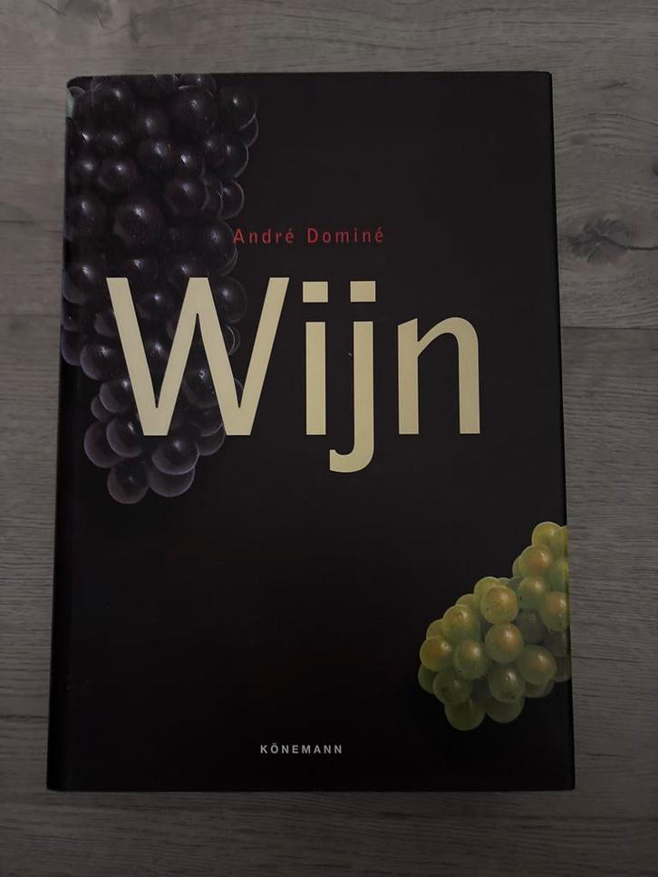 Wijnboek van André Dominé, Verzamelen, Wijnen, Gebruikt, Overige gebieden, Ophalen of Verzenden