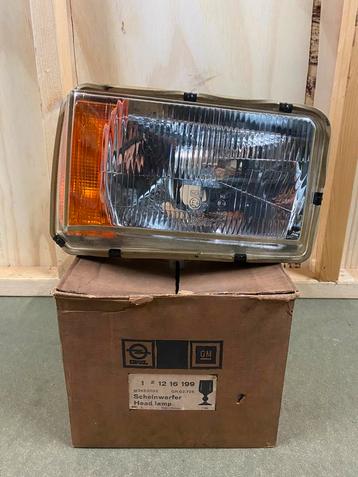Koplamp RV H4 Opel Commodore B / Rekord D beschikbaar voor biedingen