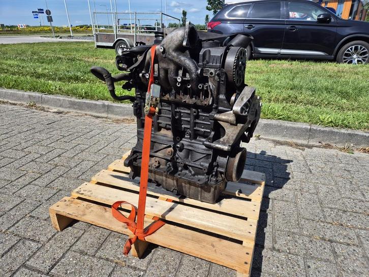 BKC 1.9TDI 77KW Volkswagen Golf/Caddy, Auto-onderdelen, Motor en Toebehoren, Ophalen