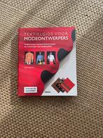 Gail Baugh - Textielgids voor modeontwerpers, Gail Baugh, Ophalen of Verzenden, Zo goed als nieuw, Mode algemeen