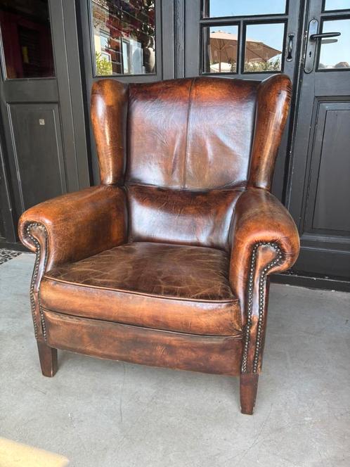 Schapenleren Oorfauteuil Izgs Merk DNG, Huis en Inrichting, Fauteuils, Zo goed als nieuw, Leer, 75 tot 100 cm, Ophalen of Verzenden
