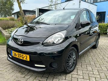 Toyota Aygo 1.0 12V Vvt-i 3DRS Asperation 2012✅ Zwart beschikbaar voor biedingen