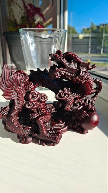 Rode Draak Sculptuur - Aziatische Decoratie beschikbaar voor biedingen