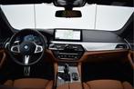BMW 5 Serie Touring 530e xDrive High Executive M Sport Autom, Auto's, Automaat, Achterwielaandrijving, Gebruikt, 4 cilinders