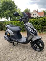 Piaggio Zip iget E5 RS Nardo Grey 45km brom nieuw