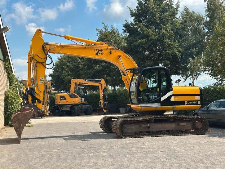 JCB JS190 LC (bj 2006), Zakelijke goederen, Machines en Bouw | Kranen en Graafmachines, Graafmachine
