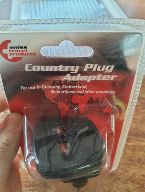 Country plug adapter nieuw in verpakking, Caravans en Kamperen, Camper-accessoires, Nieuw, Ophalen of Verzenden