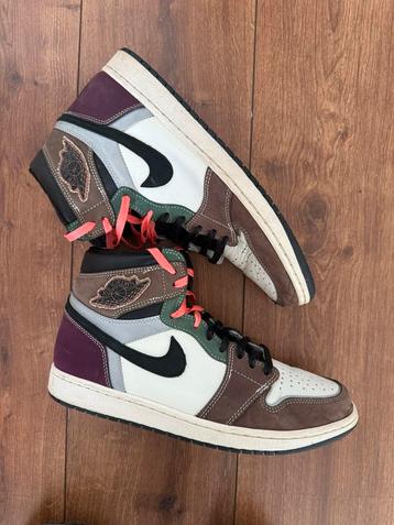 Jordan 1 High OG Handcrafted - Maat 44.5 beschikbaar voor biedingen