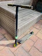 Stuntstep MaddGearPro (groen), Fietsen en Brommers, Steps, Ophalen, Gebruikt, Gewone step