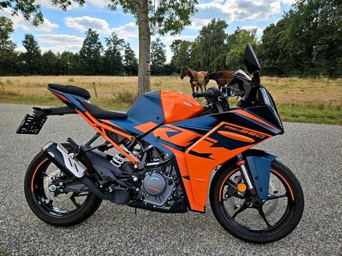 KTM RC 390 ABS 2024 A2 32KW LED TFT 390RC 3919KM TOPSTAAT, Motoren, Motoren | KTM, Bedrijf, Super Sport, 12 t/m 35 kW, Minimaal motorrijbewijs A1