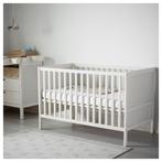 Ikea Sundvik babybed 120x60 wit, Kinderen en Baby's, Babywiegjes en Ledikanten, Ophalen, Zo goed als nieuw, Ledikant