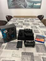 PS4 Slim 500GB + 3 Controllers, 2TB Opslag, Logitech G432, Ophalen, Online, Gebruikt, 1 speler
