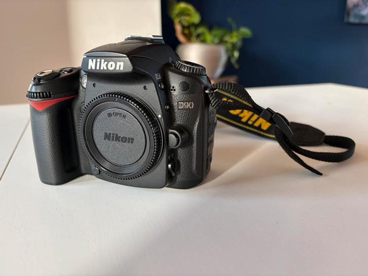 Nikon D90 body, Audio, Tv en Foto, Fotocamera's Digitaal, Gebruikt, Nikon, Geen optische zoom, Ophalen of Verzenden
