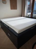 Brimnes Bed 180x200 zwart + latten + matras, Ophalen, Zwart, 180 cm, Nieuw