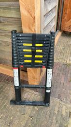 Uitschuifladder aldor, Doe-het-zelf en Verbouw, Ladders en Trappen, Ophalen of Verzenden