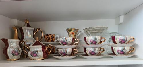 "Antiek koffieservies met barok decor & goudran, Antiek en Kunst, Antiek | Servies compleet, Ophalen of Verzenden