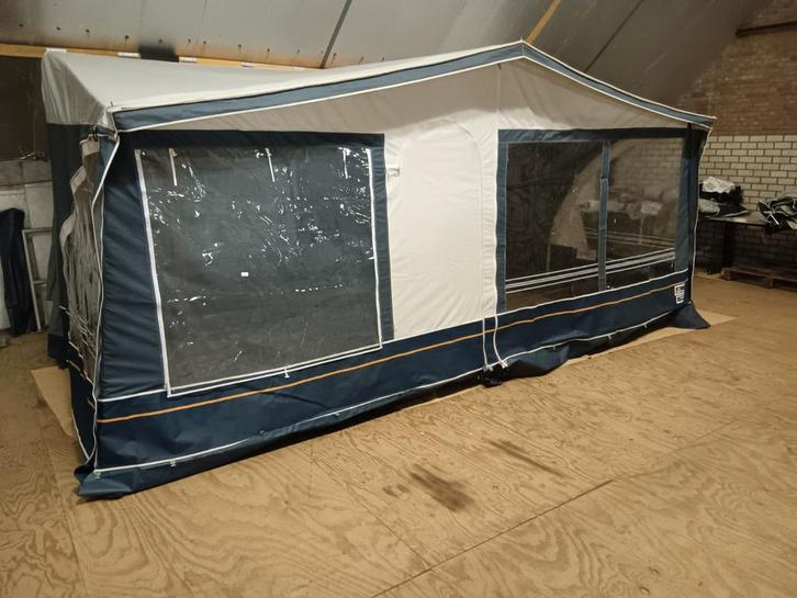 Dorema Multi Nova Voortent met Luifel - Omloop 13 (950-975), Caravans en Kamperen, Voortenten en Luifels, Ophalen