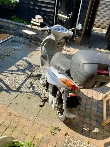 Piaggio Fly 4T beschikbaar voor biedingen