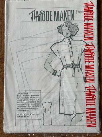 834/1 Patroon zomerjurk, Vintage jaren 80 beschikbaar voor biedingen
