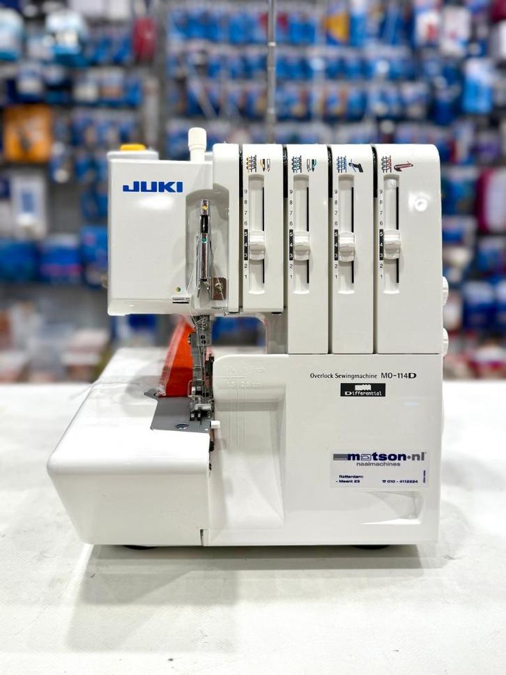 Juki MO-114D lockmachine, Hobby en Vrije tijd, Naaimachines en Toebehoren, Zo goed als nieuw, Lockmachine, Overige merken, Ophalen