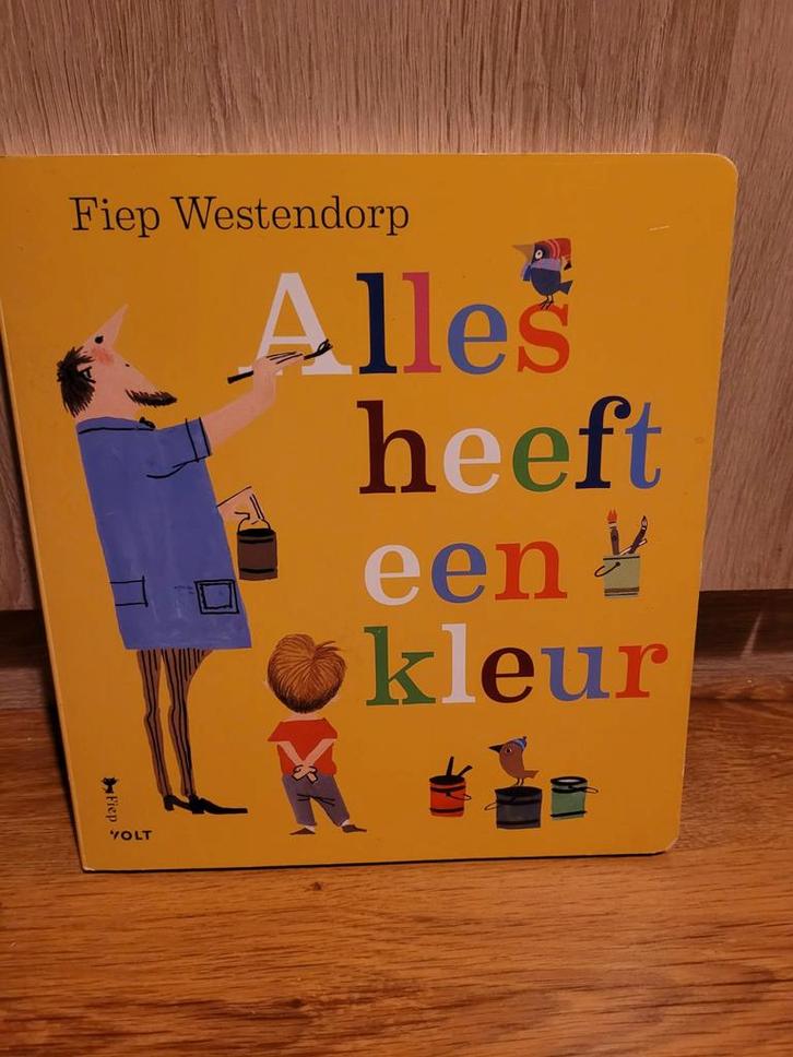 Alles heeft een kleur - Fiep Westendorp, Boeken, Kinderboeken | Baby's en Peuters, Zo goed als nieuw, 1 tot 2 jaar, Uitklap-, Voel- of Ontdekboek